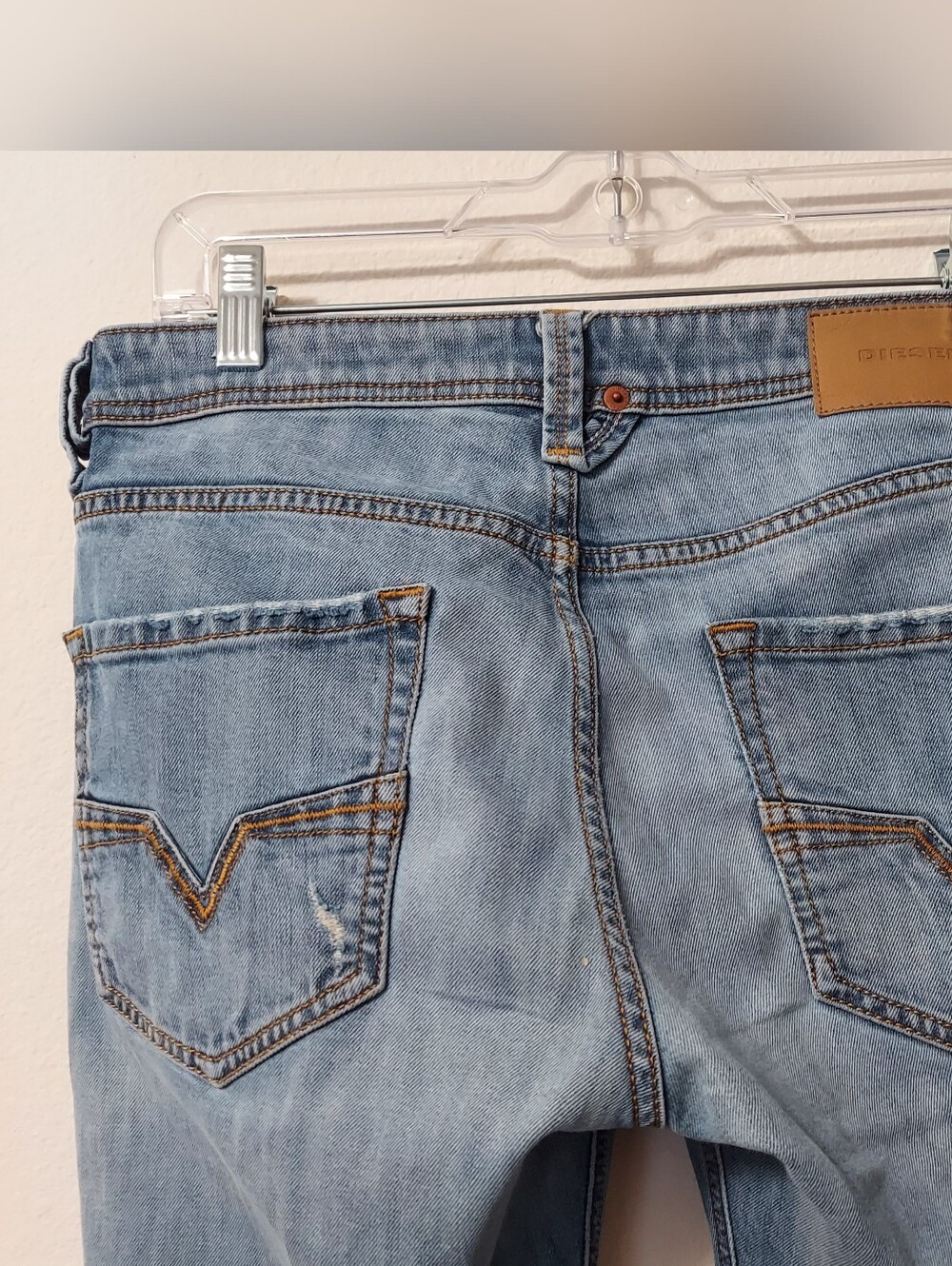 Diesel Men's Classic Light Blue Men’s Distressed Straight-Leg Jeans 31" X 34" - Picture 7 of 10